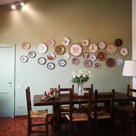 Hillside Semi-detached With Panoramic Views * Schignano (Prato)