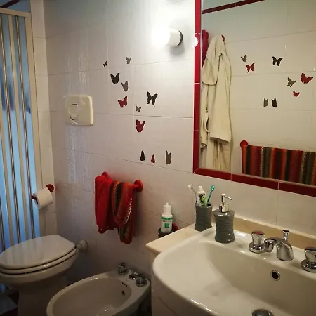 Hillside Semi-detached With Panoramic Views Schignano (Prato)