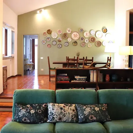 Hillside Semi-detached With Panoramic Views * Schignano (Prato)