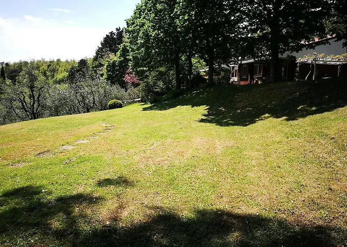 Hillside Semi-detached With Panoramic Views Nyaraló